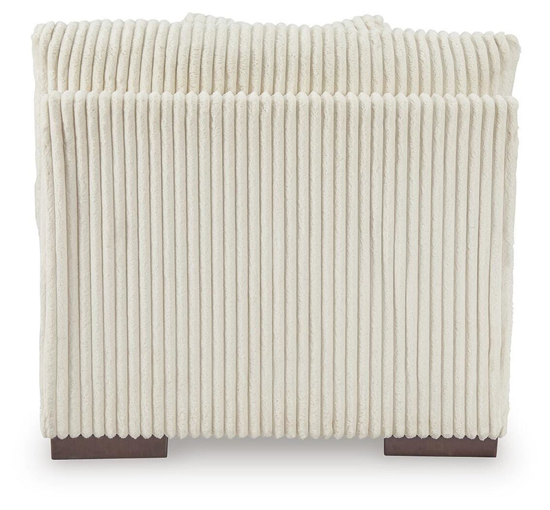 Lindyn Sectional