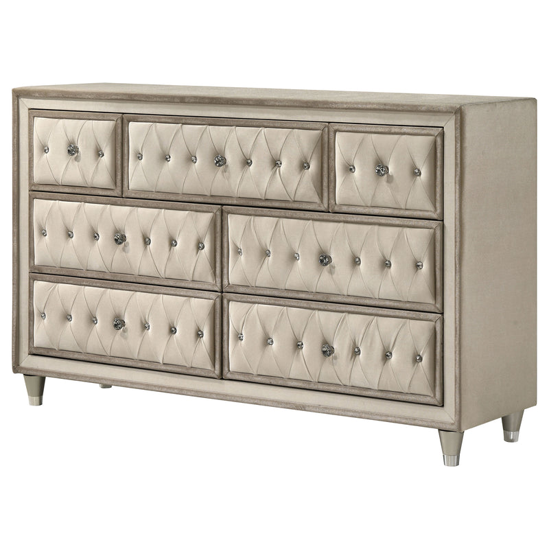 Antonella Dresser